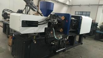 Machine de moulage par injection automatique adaptée aux besoins du client pour la fabrication de boîtes à oeufs en plastique