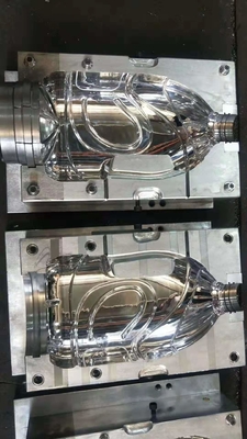 Cavités automatiques ISO9001 de la machine 8 de moulage par injection de moule de boissons de l'eau d'ANIMAL FAMILIER