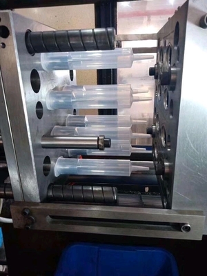 Cavité multi de 180 Ton Servo Injection Molding Machine pour 2ml - seringue 20ml